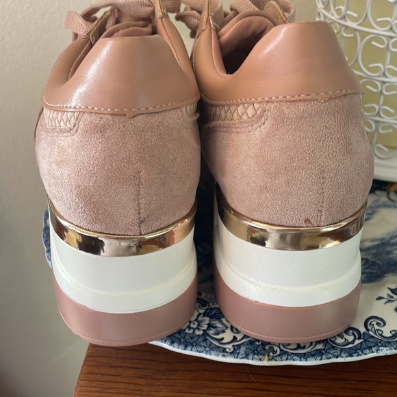 Glisten pink tan colorNew never used - Picture 2 of 7